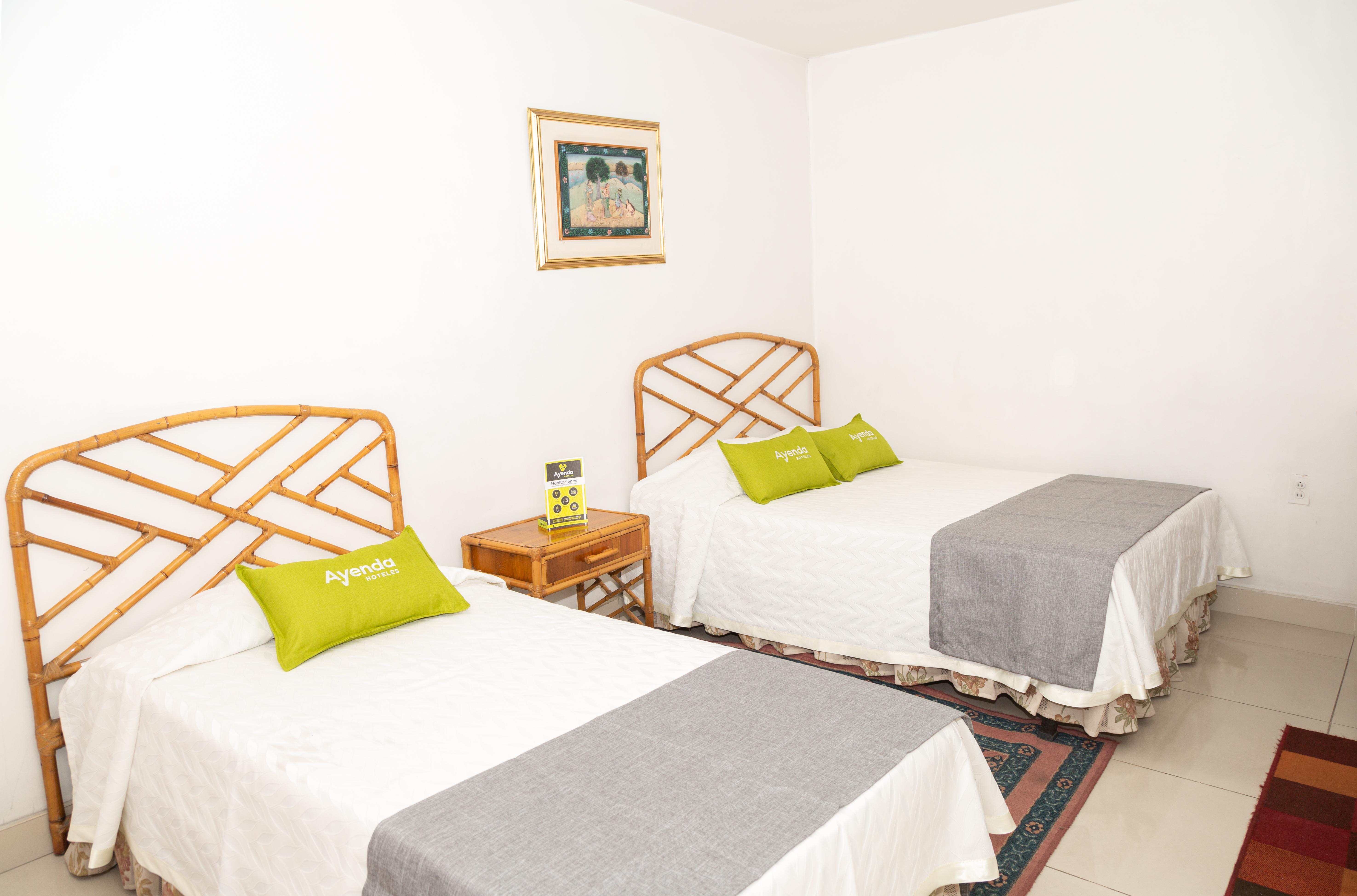 Ayenda 1131 Casa Valencia Hotel มานิซาเลส ภายนอก รูปภาพ