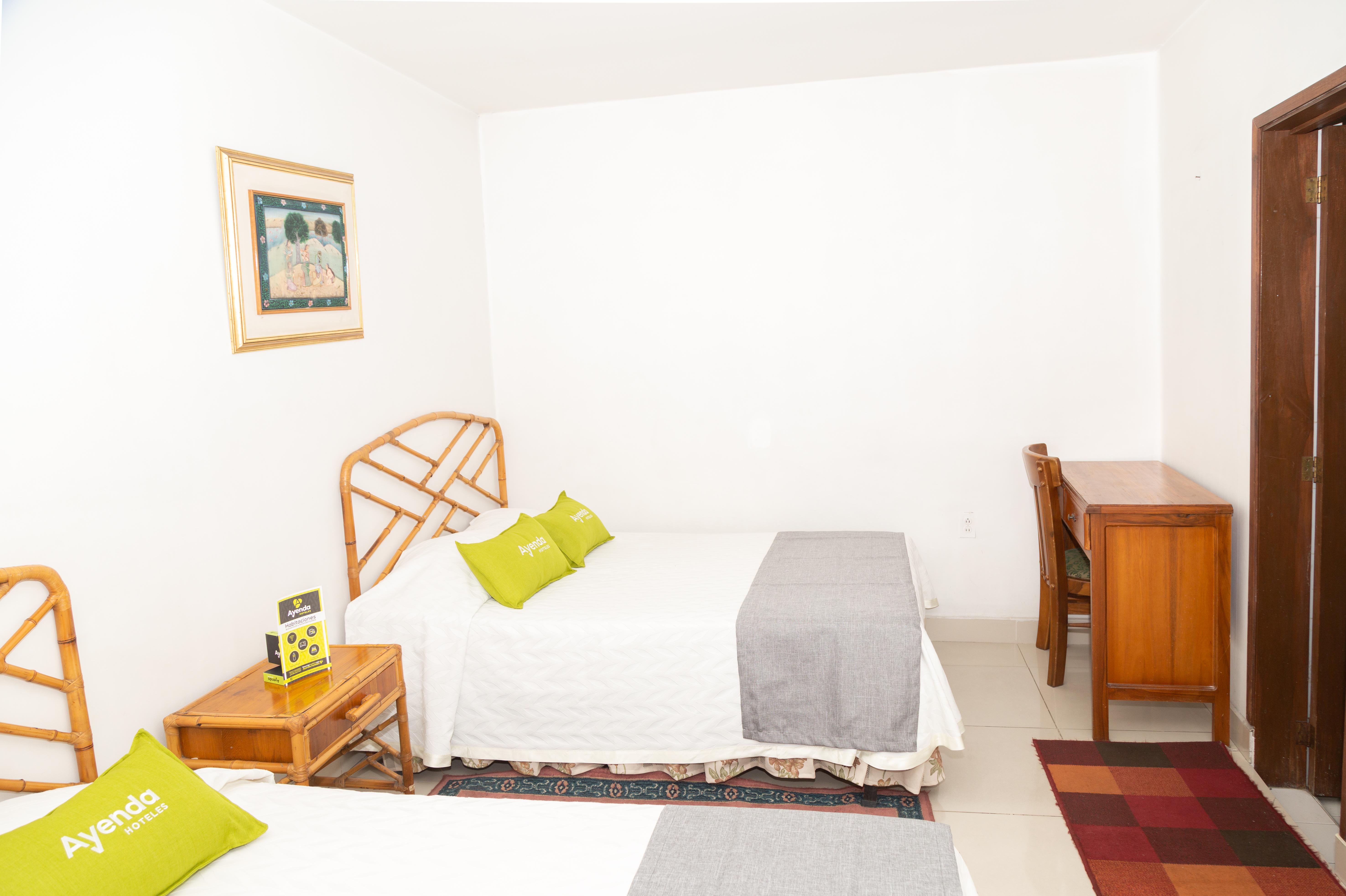Ayenda 1131 Casa Valencia Hotel มานิซาเลส ภายนอก รูปภาพ