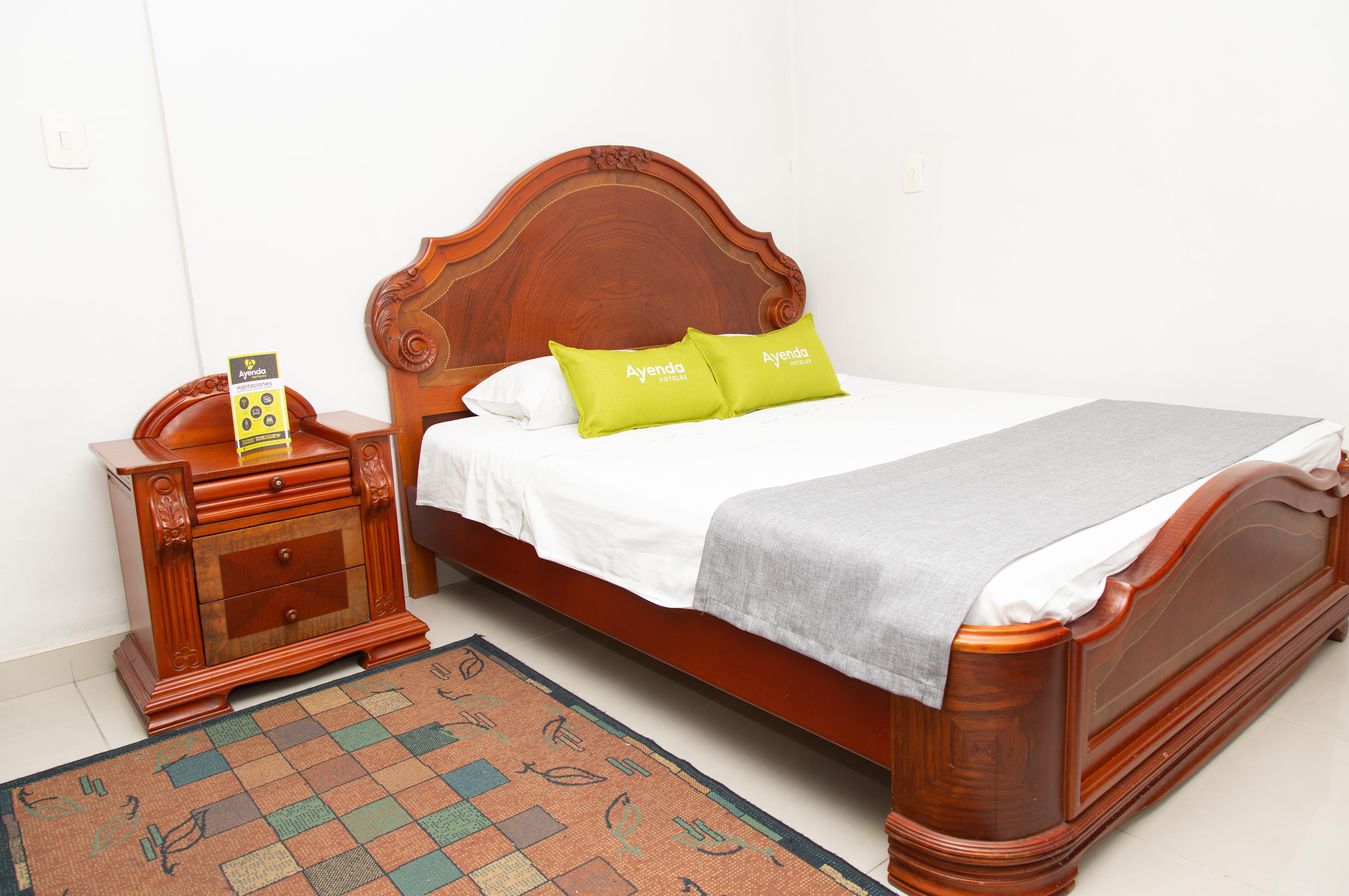 Ayenda 1131 Casa Valencia Hotel มานิซาเลส ภายนอก รูปภาพ