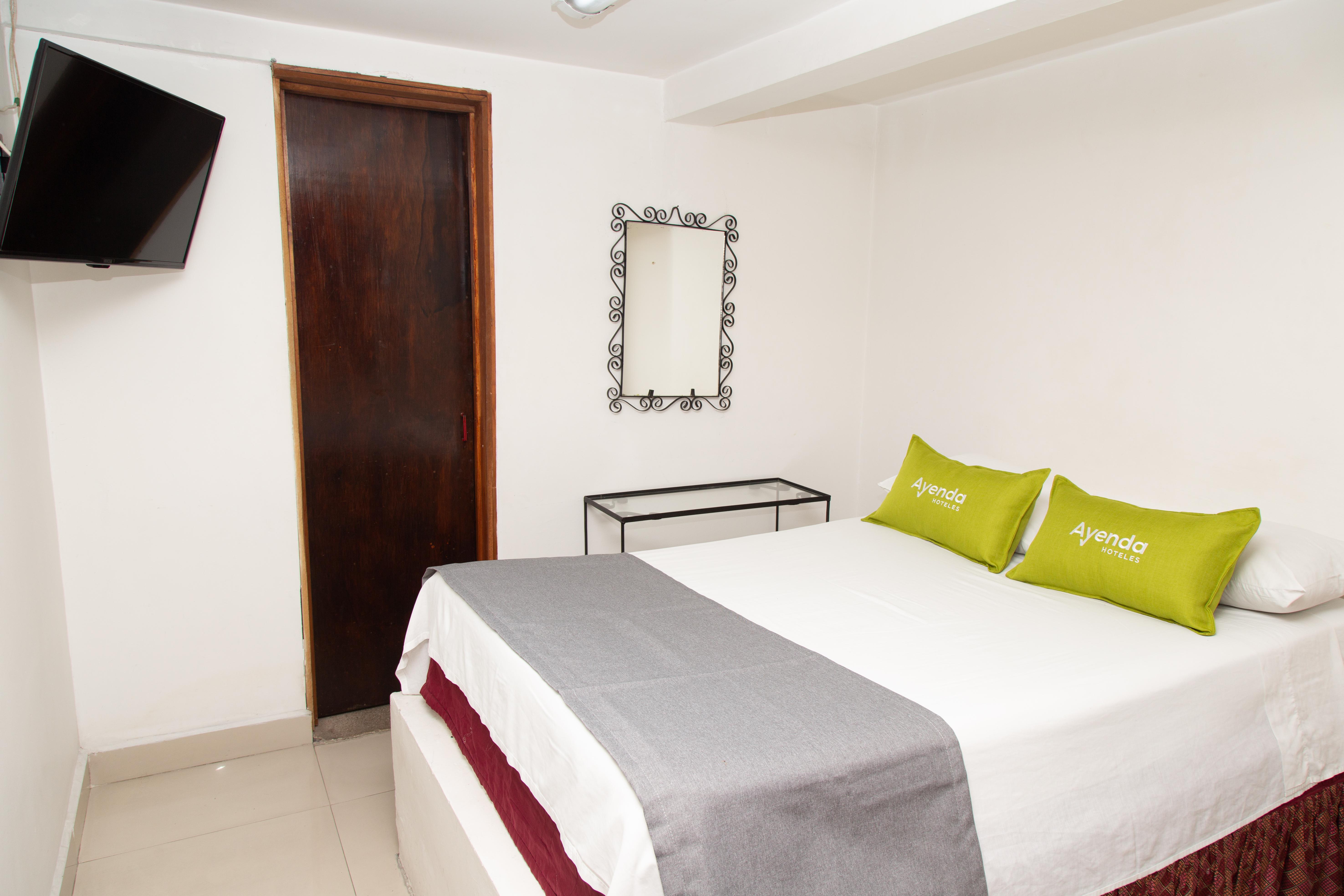 Ayenda 1131 Casa Valencia Hotel มานิซาเลส ภายนอก รูปภาพ