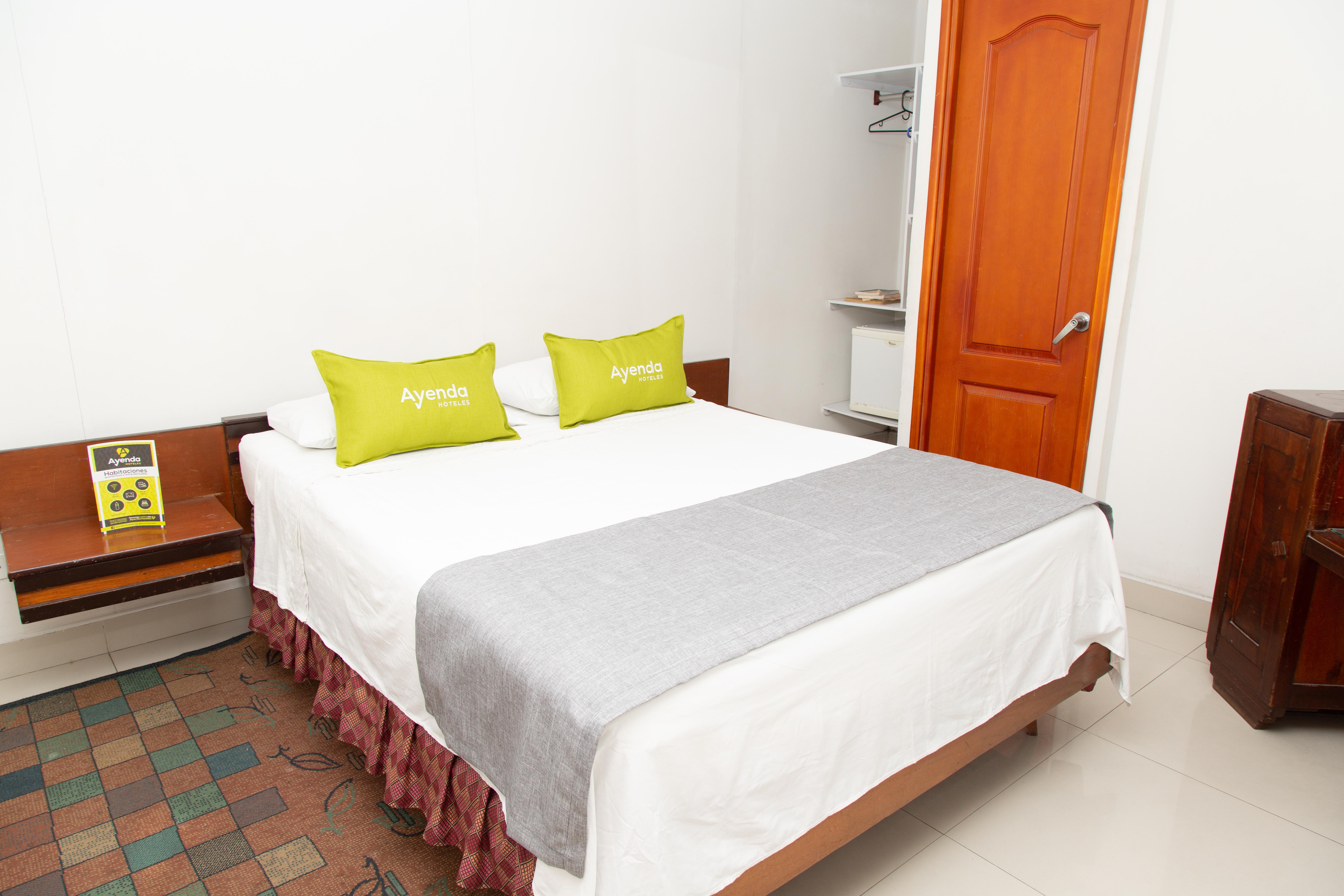 Ayenda 1131 Casa Valencia Hotel มานิซาเลส ภายนอก รูปภาพ