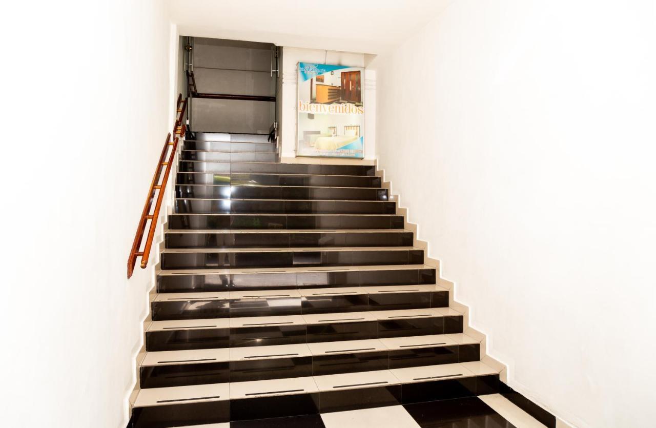 Ayenda 1131 Casa Valencia Hotel มานิซาเลส ภายนอก รูปภาพ